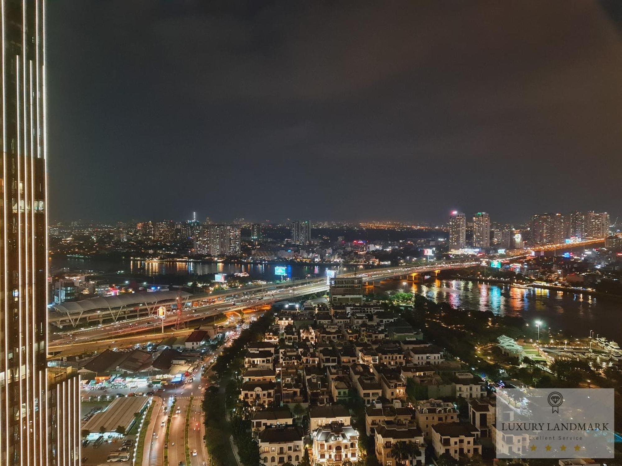 הו צ'י מין סיטי Sky Park Apartment - Vinhomes Central Park מראה חיצוני תמונה